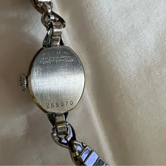 Bulova Women Vintage Watch stretch Band marked 10k RGP N0 Z55070 - Picture 4 of 9